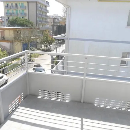Apartment Opera